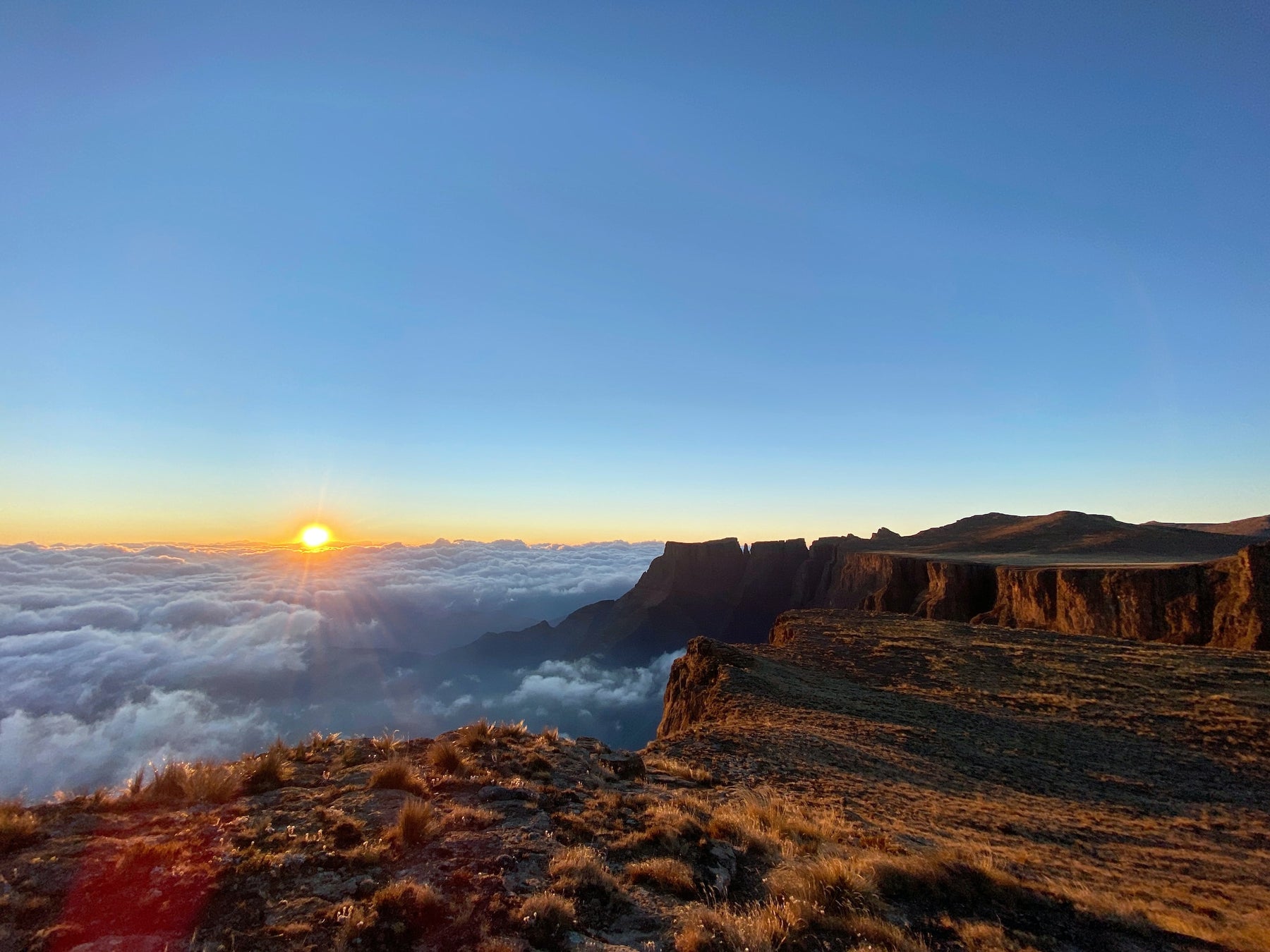 Explore the Wonders of South Africa on These Must-Do Hikes | 2023 Hiking Bucket List